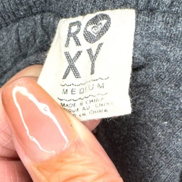 ROXY ZIP UP SWEATER JACKET WITH HOODED SIZE MEDIUM - Picture 4 of 5